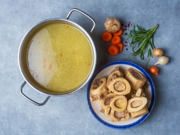 Bone Broth vs. Collagen Peptides: How Do They Compare?